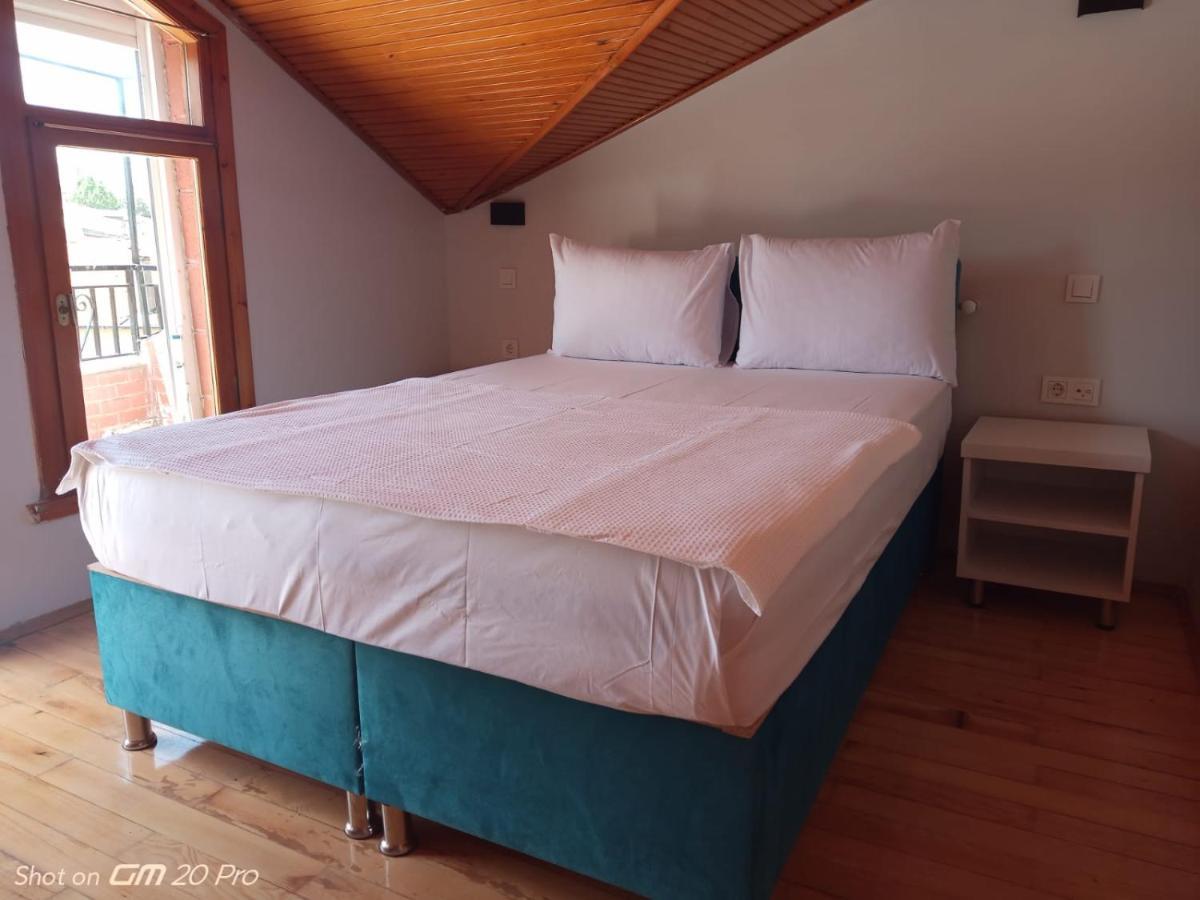 Buyukada Cinar Hotel (Adults Only) Prinseneilanden Buitenkant foto