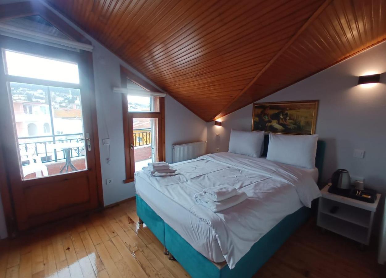 Buyukada Cinar Hotel (Adults Only) Prinseneilanden Buitenkant foto