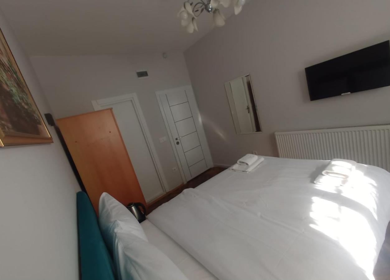 Buyukada Cinar Hotel (Adults Only) Prinseneilanden Buitenkant foto
