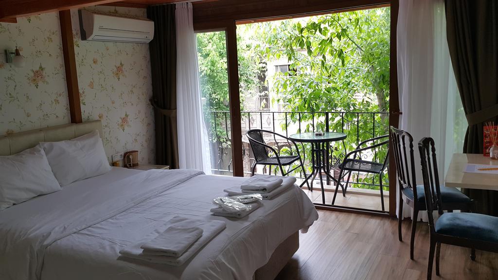 Buyukada Cinar Hotel (Adults Only) Prinseneilanden Buitenkant foto